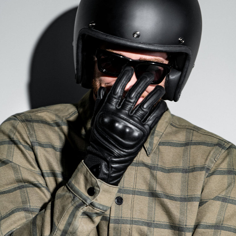 REV'IT! Monster 3 Gloves **Clearance** – lifestyle image 1