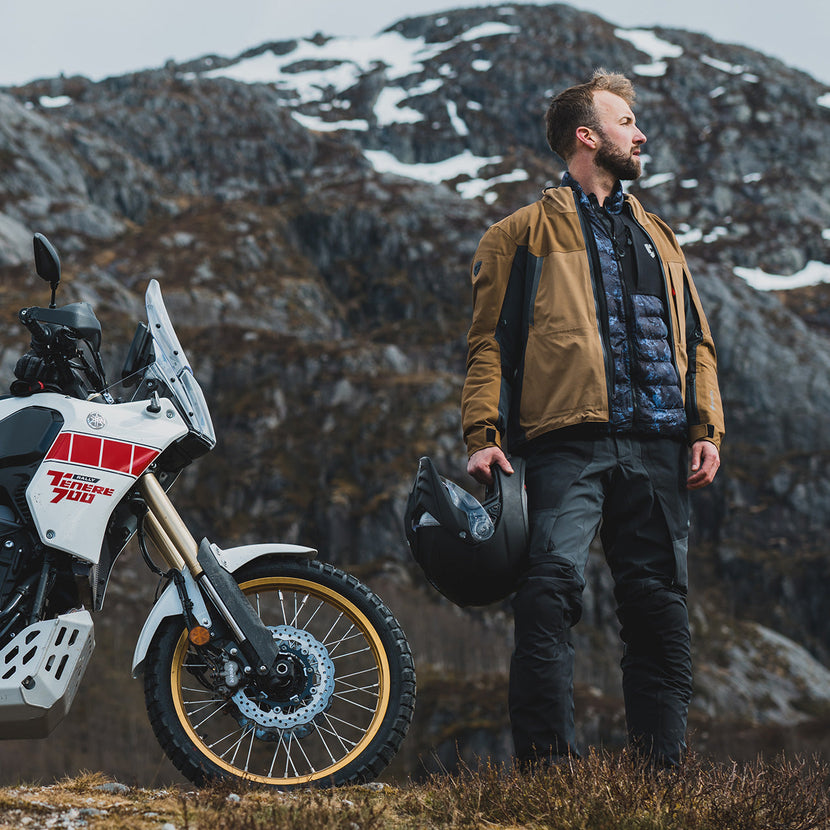 REV'IT! Echelon GTX Jacket – lifestyle image 1