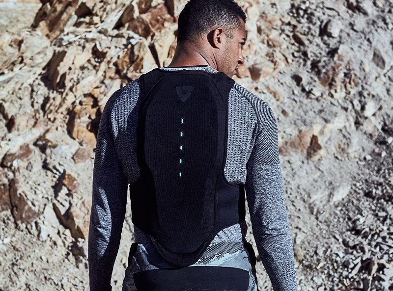 REV'IT! Slingshot Back Protector – lifestyle image 1