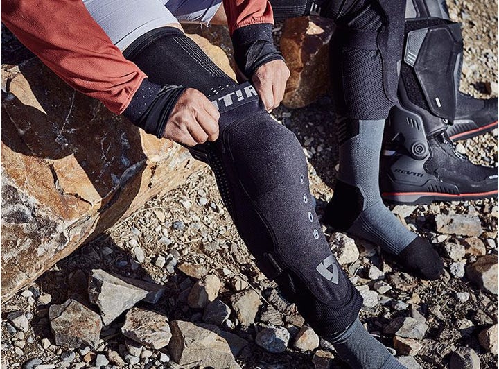 REV'IT! Scram Knee Protector – lifestyle image 1