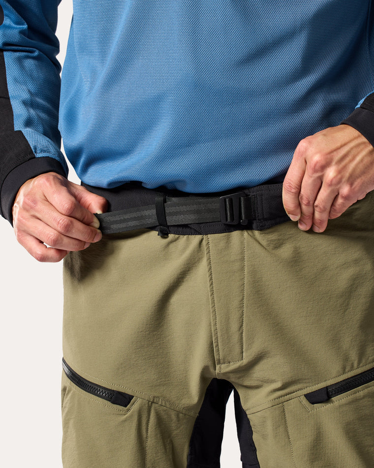 Integrated waist belt