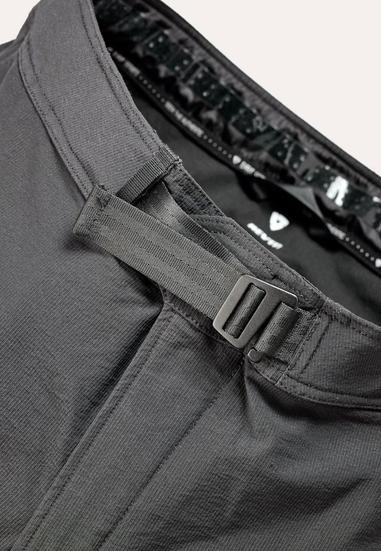 Integrated waist belt