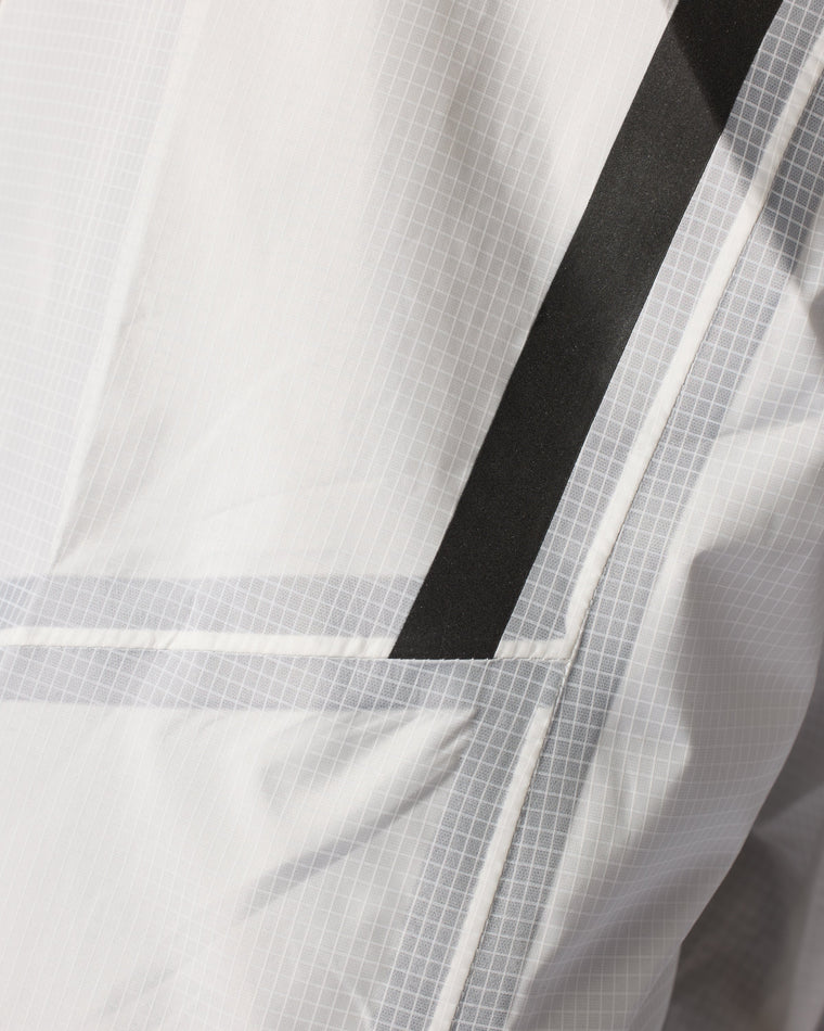 Laminated reflection at collar