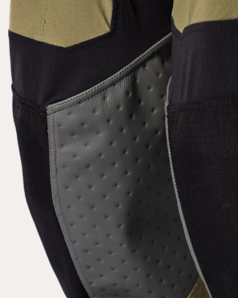Leather grip panels at knees