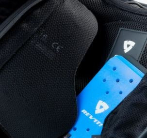 Prepared for divided SEESOFT™ CE-level 1 chest protector