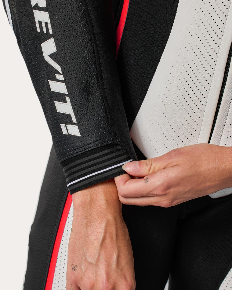 Stretchable cuff
